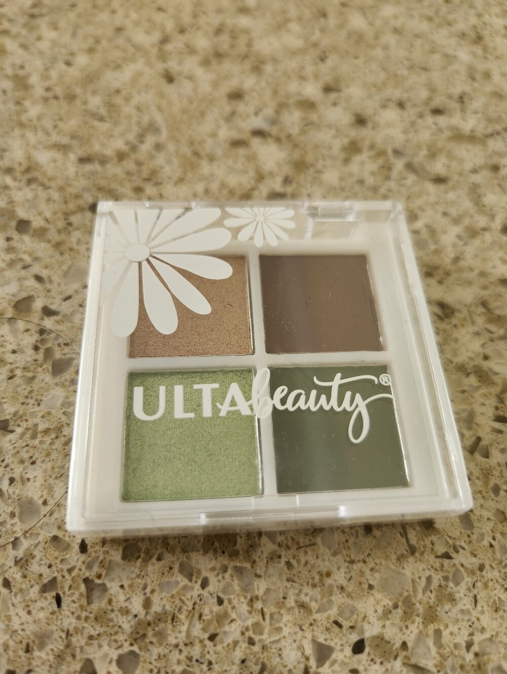 Ulta Beauty Eyeshadow Mini Quad Palette Shades of Brown & Green, NEW  (3/$15)
